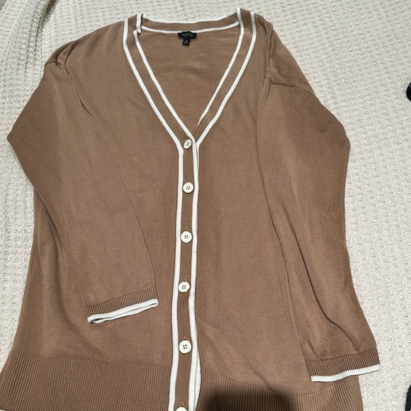 Talnots GIRLFRIEND CARDIGAN Tan Cardigan Sweater - Picture 2 of 2